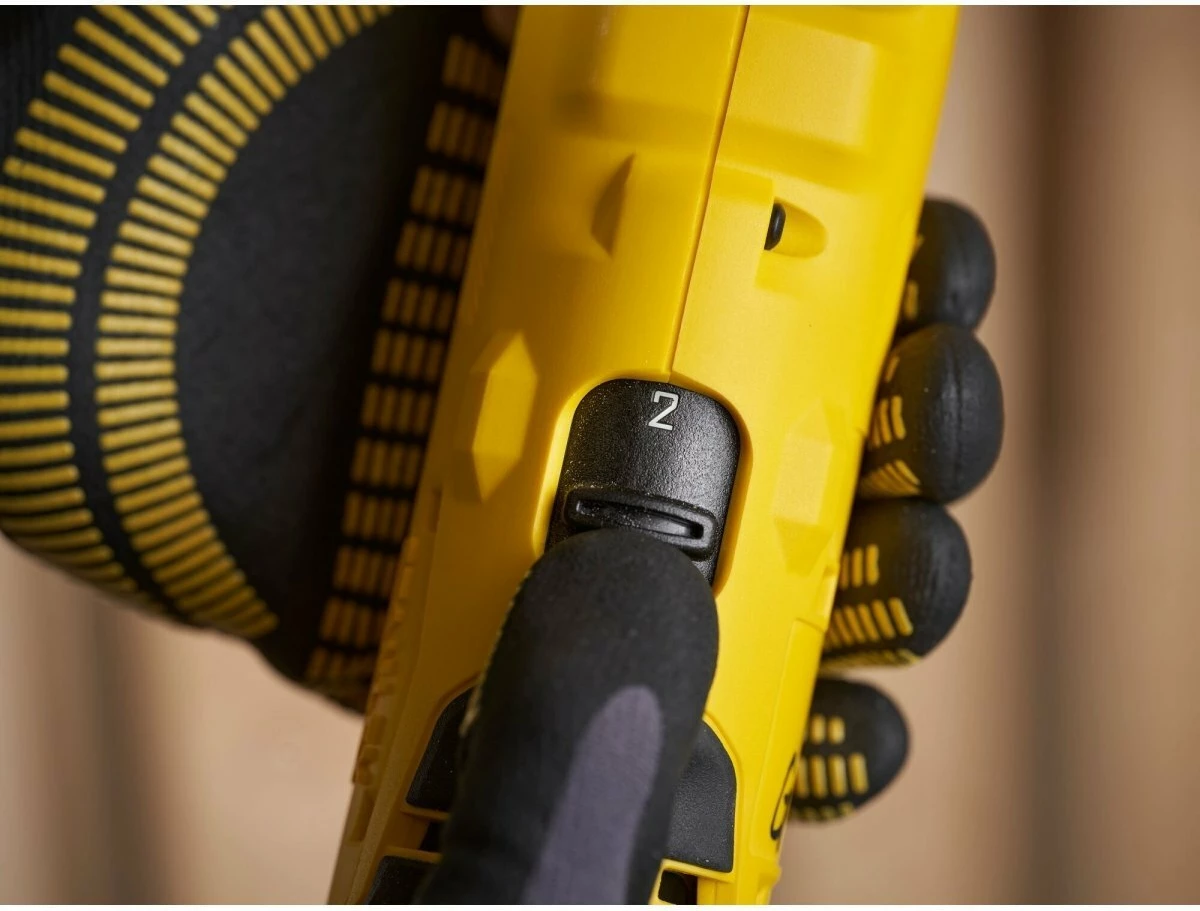 Burmashinë këndore Stanley FATMAX SFMCD750B 18V V20, 45Nm, mandrinë 10mm, solo (pa bateri/karikues), e verdhë/zezë