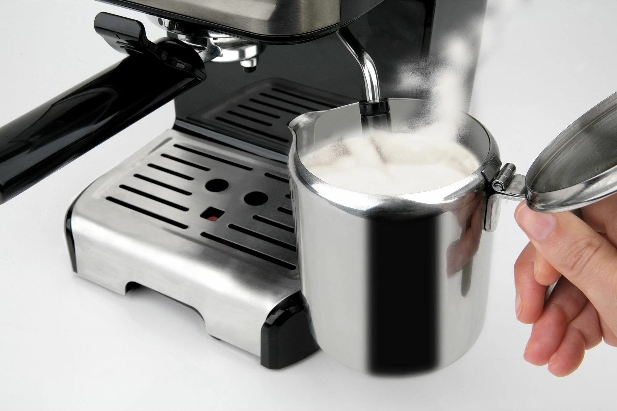 Aparat kafeje espresso Black&Decker BXCO1200E 1200W 15 bar Inox