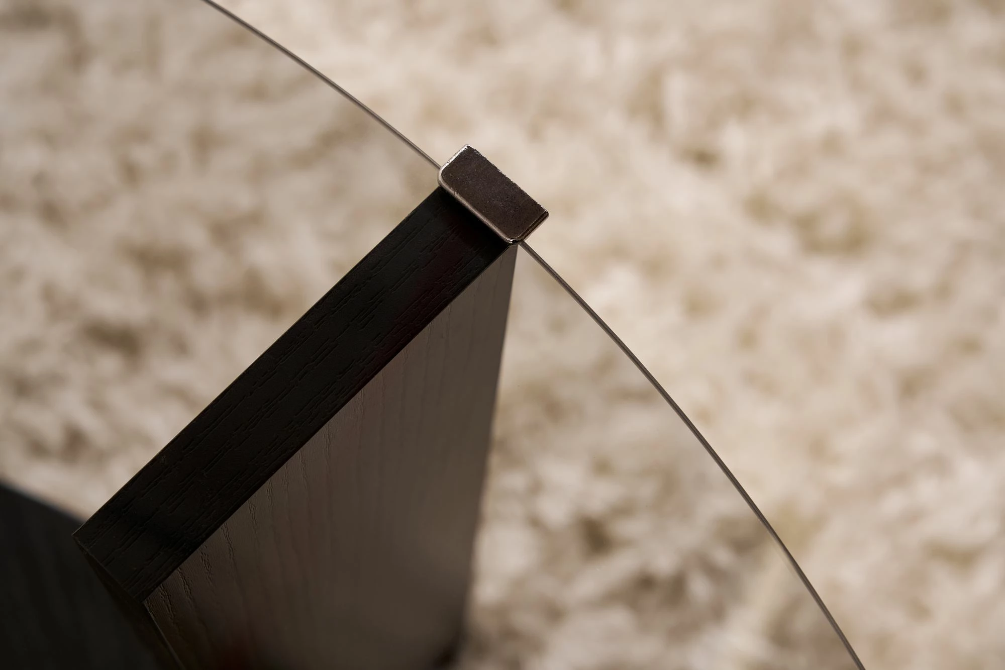 Tavolinë kafeje Nordure, Clara, dru i zi, fume