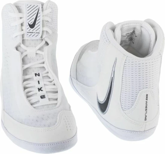 Atlete për meshkuj Nike, të bardha