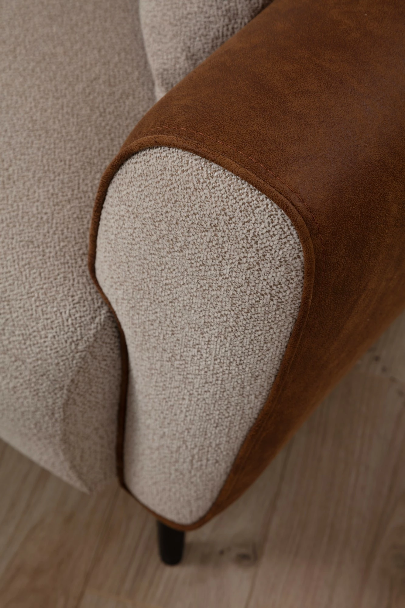 Karrige një vendëshe Atelier del Sofa, bezhë-kanelë