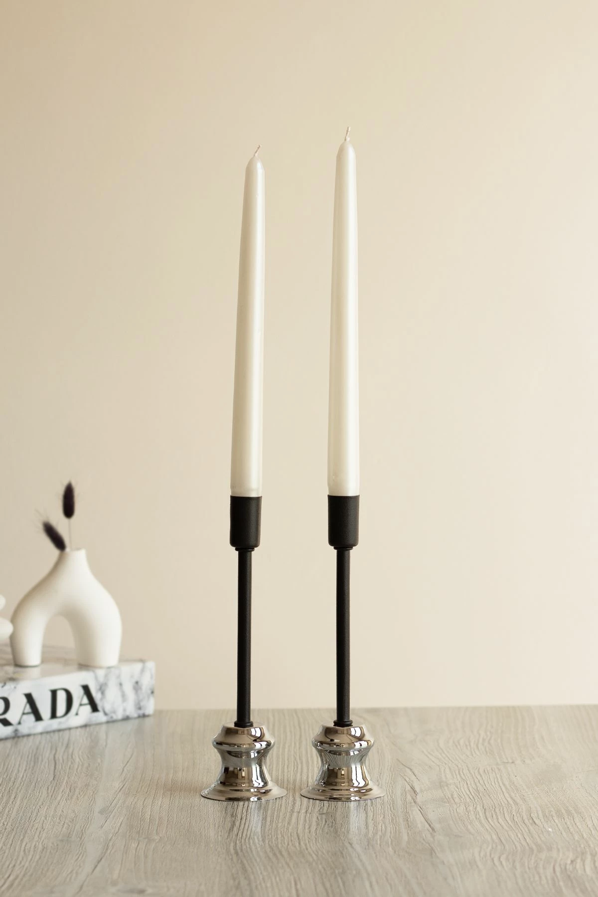 Set mbajtës qirinjsh (2 copë), metalik, ngjyrë e zezë, Evila Originals