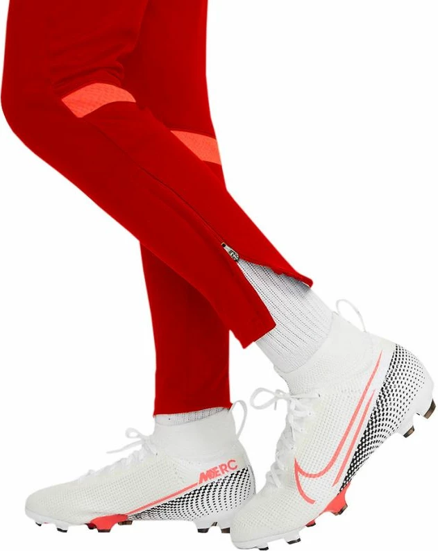 Pantallona sportive për fëmijë Nike, të kuqe