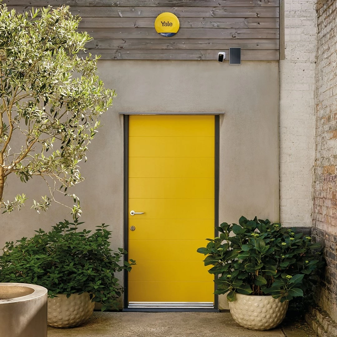 Panel diellor Yale SV-SPC3W-1A-W për kamera sigurie, i bardhë