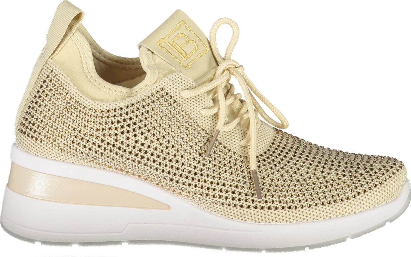 Atlete femra LAURA BIAGIOTTI, të bezhëta