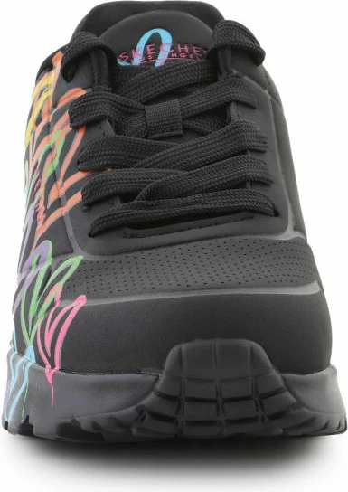 Atlete femra Skechers, shumëngjyrëshe