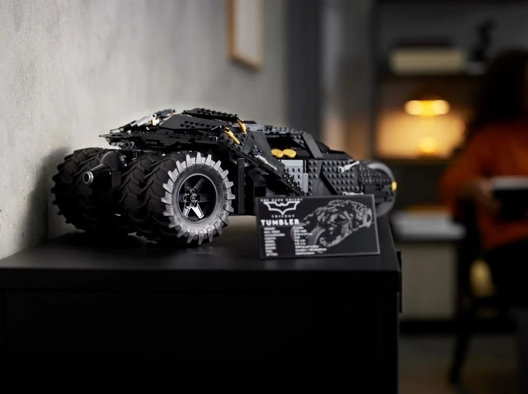Set LEGO Super Heroes 76240 Batmobile Tumbler