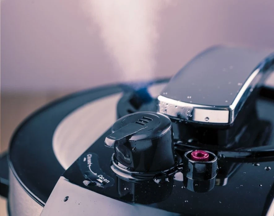 Aparat gatimi Eldom, argjendtë-zezë