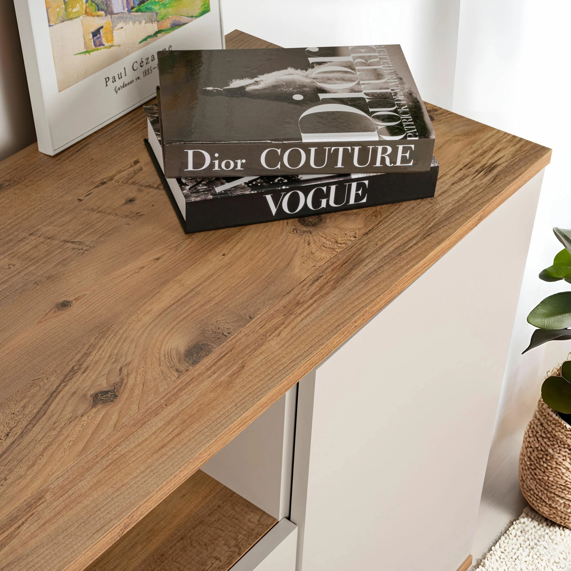 Konsol Skye Decor, Arista, ngjyrë cashmere dhe Atlantic Pine