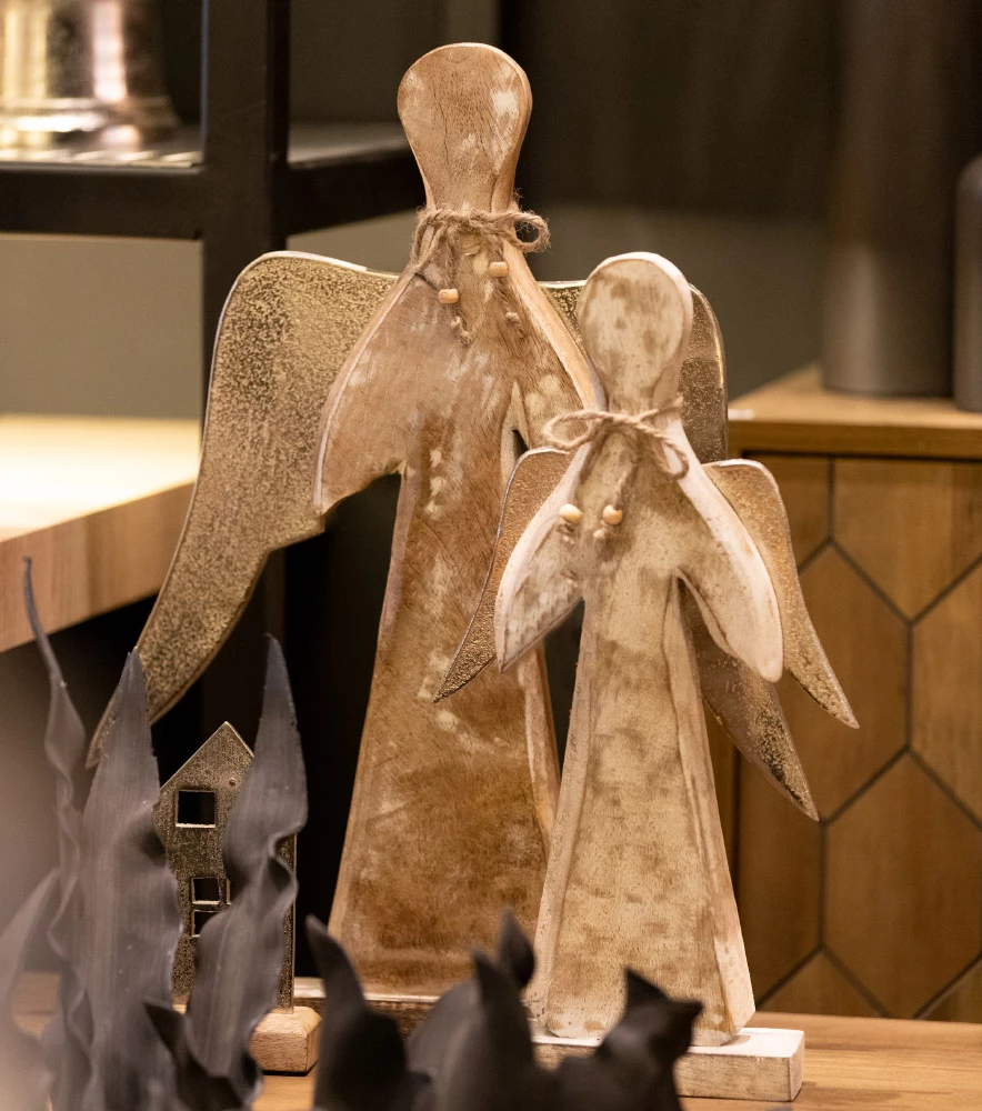 Dekor për Krishtlindje, engjëll, dru dhe alumin, argjend, 35x7x52cm