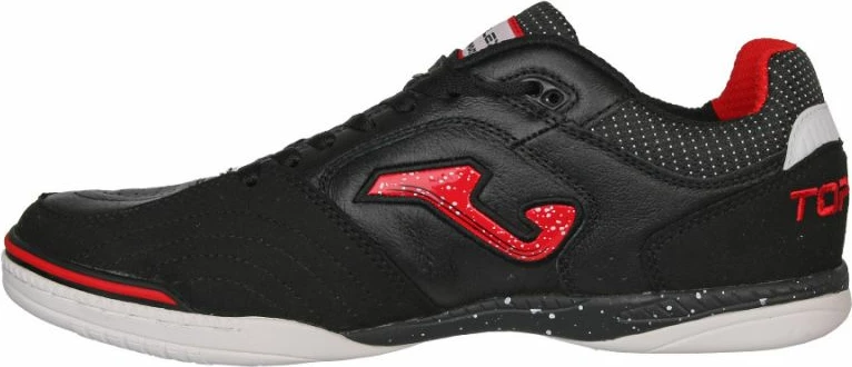 Atlete futbolli Joma për meshkuj, të zeza