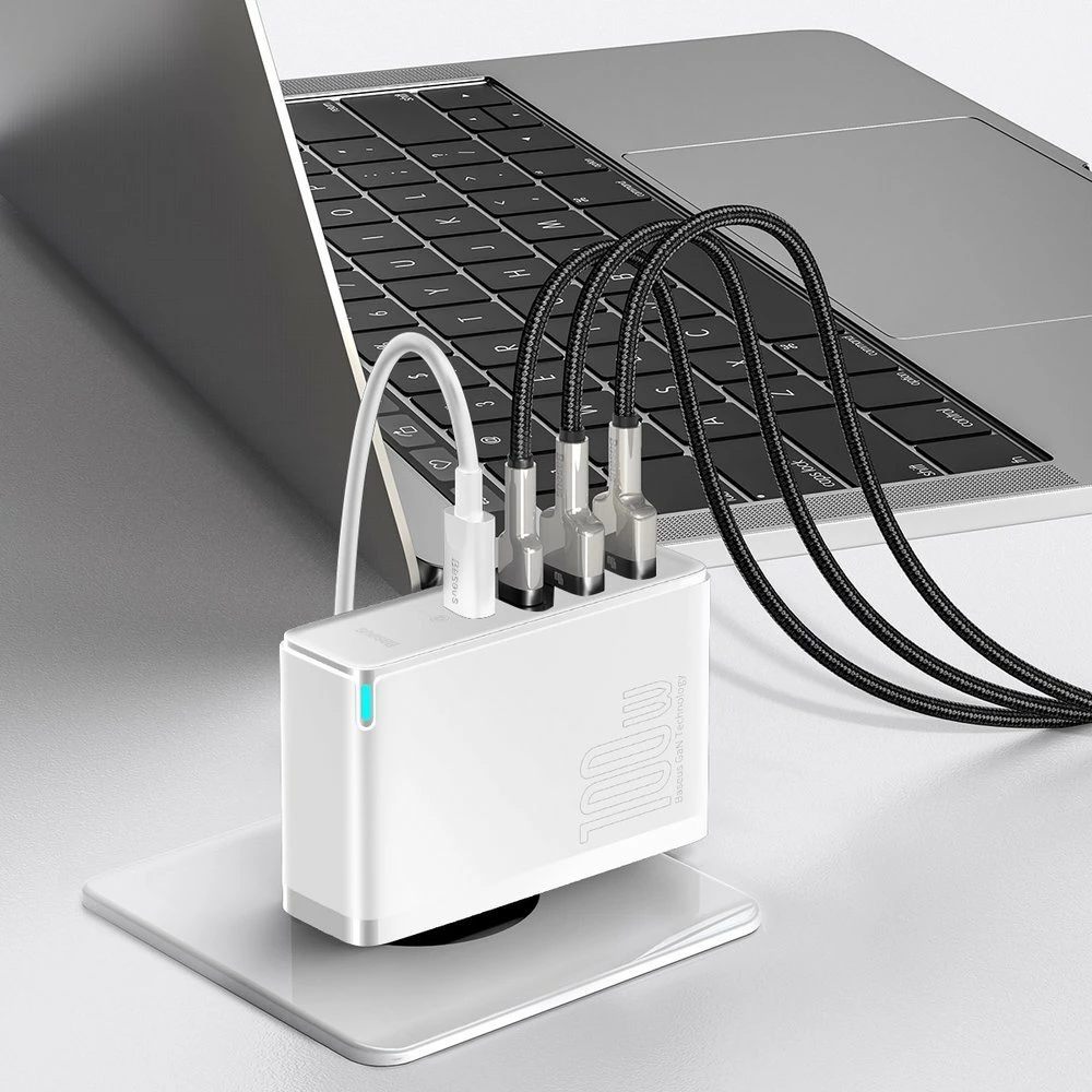 Karikues muri Baseus GaN2 Pro, 100W, 4 porta (2x USB-C, 2x USB-A), i bardhë