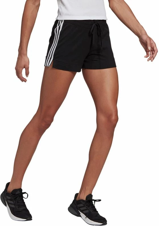 Shorce për femra adidas, të zeza