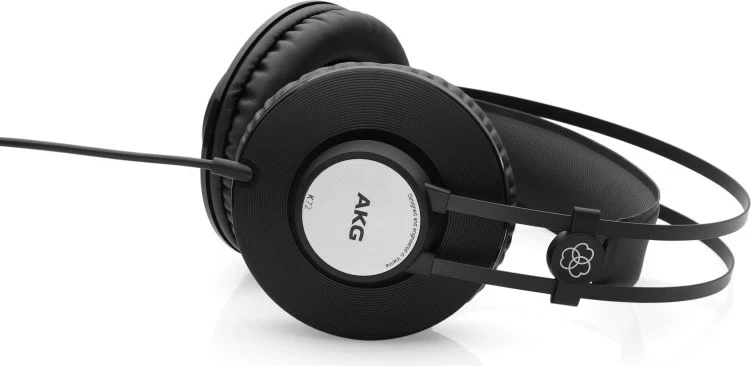 Kufje AKG K72, studio, mbi vesh, të mbyllura, të bardha