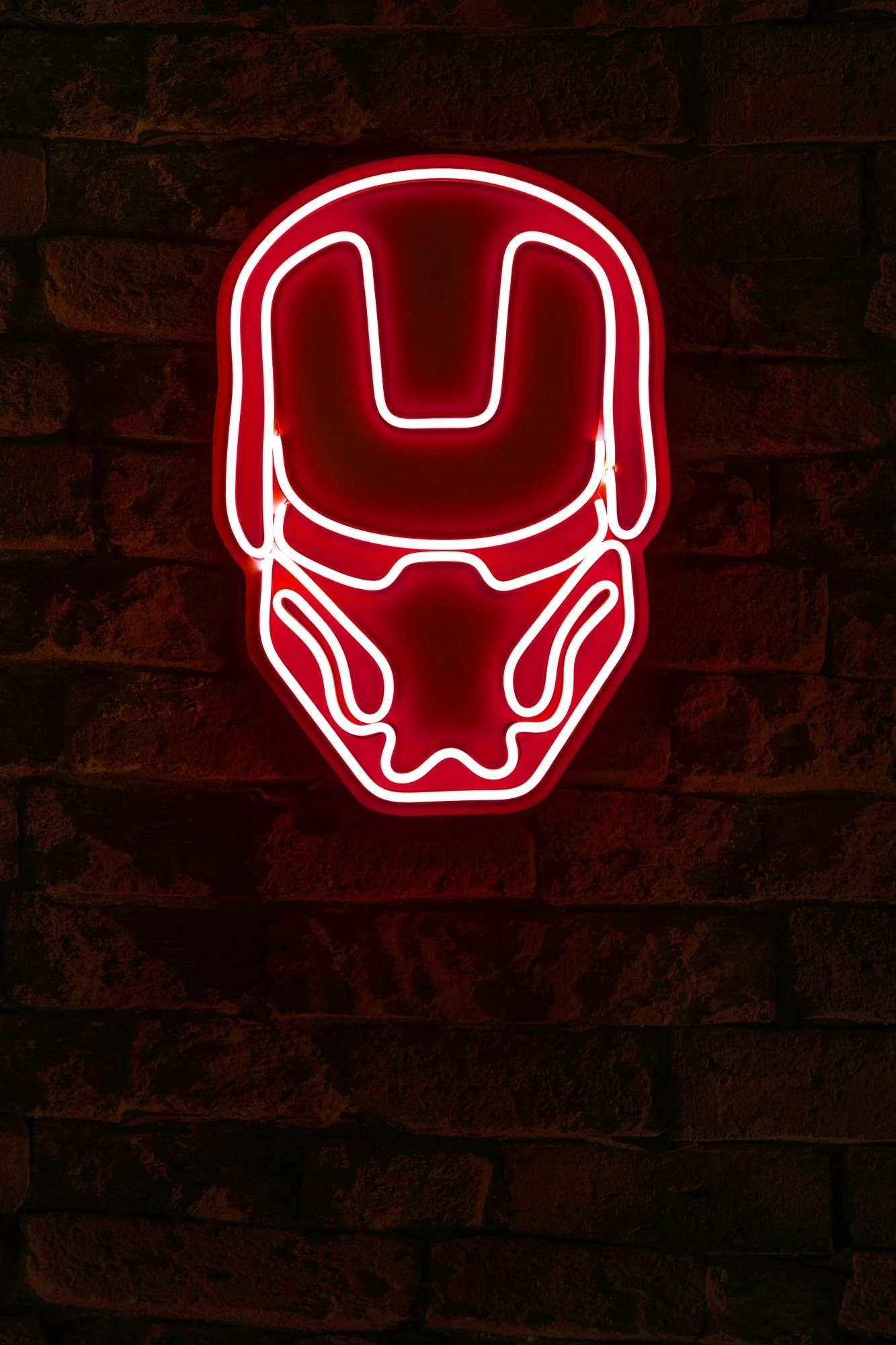 Dritë dekorative LED plastike, Iron Man, e kuqe