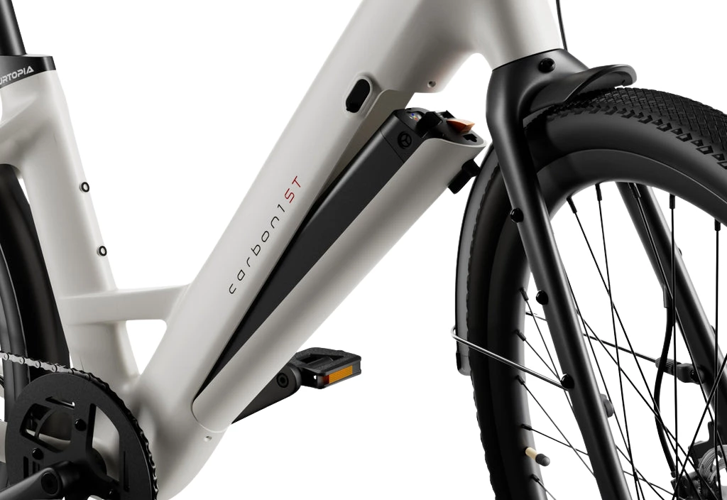 Biçikletë elektrike Urtopia Carbon 1 ST Step-Thru, madhësi M (155–185 cm), kornizë karbon, motor 250W, bateri 352.8 Wh, e bardhë