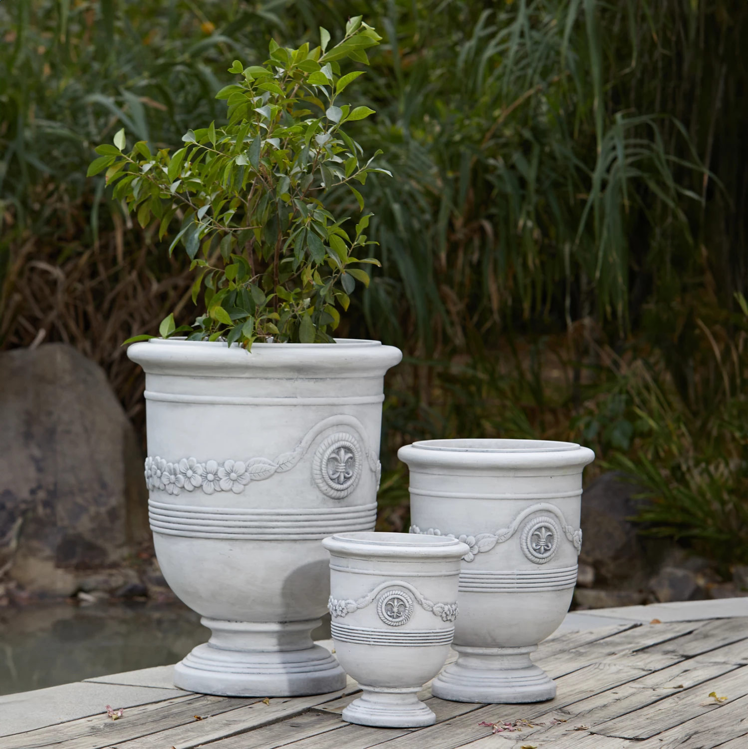 Set vazo për lule, dizajn reliev, FiberClay, ngjyrë e bardhë e zbehtë, 3 copë, FH4729, (Φ58x72.5Hcm)