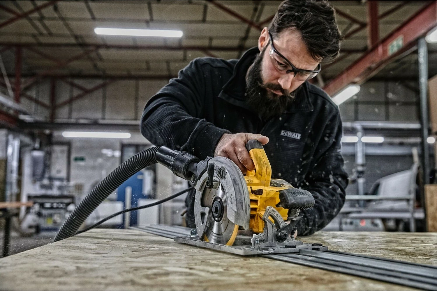 Sharrë rrethore DeWALT DWE576K, 1600W, 19cm, 5200RPM, e verdhë