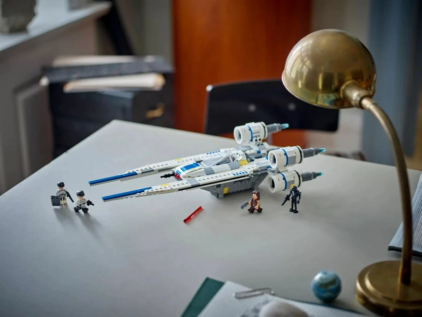 Set LEGO Star Wars Rebel U-Wing Starfighter 75399 me 4 minifigura