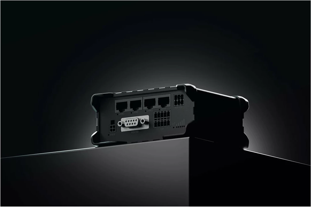 Router Teltonika RUT955 LTE Cat 4, 4 porta Ethernet, WiFi, i zi