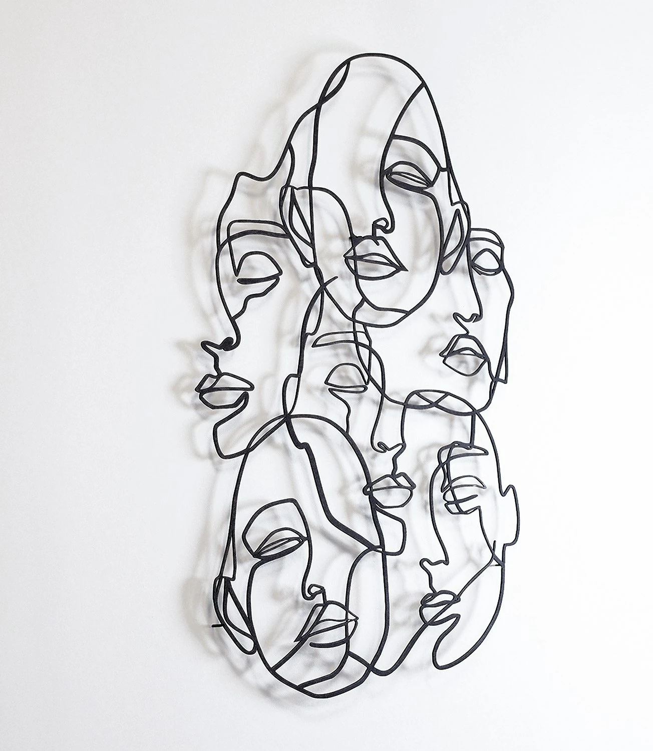 Aksesor dekorativ metalik për mur, Wallity, Faces Line Art- APT743 M