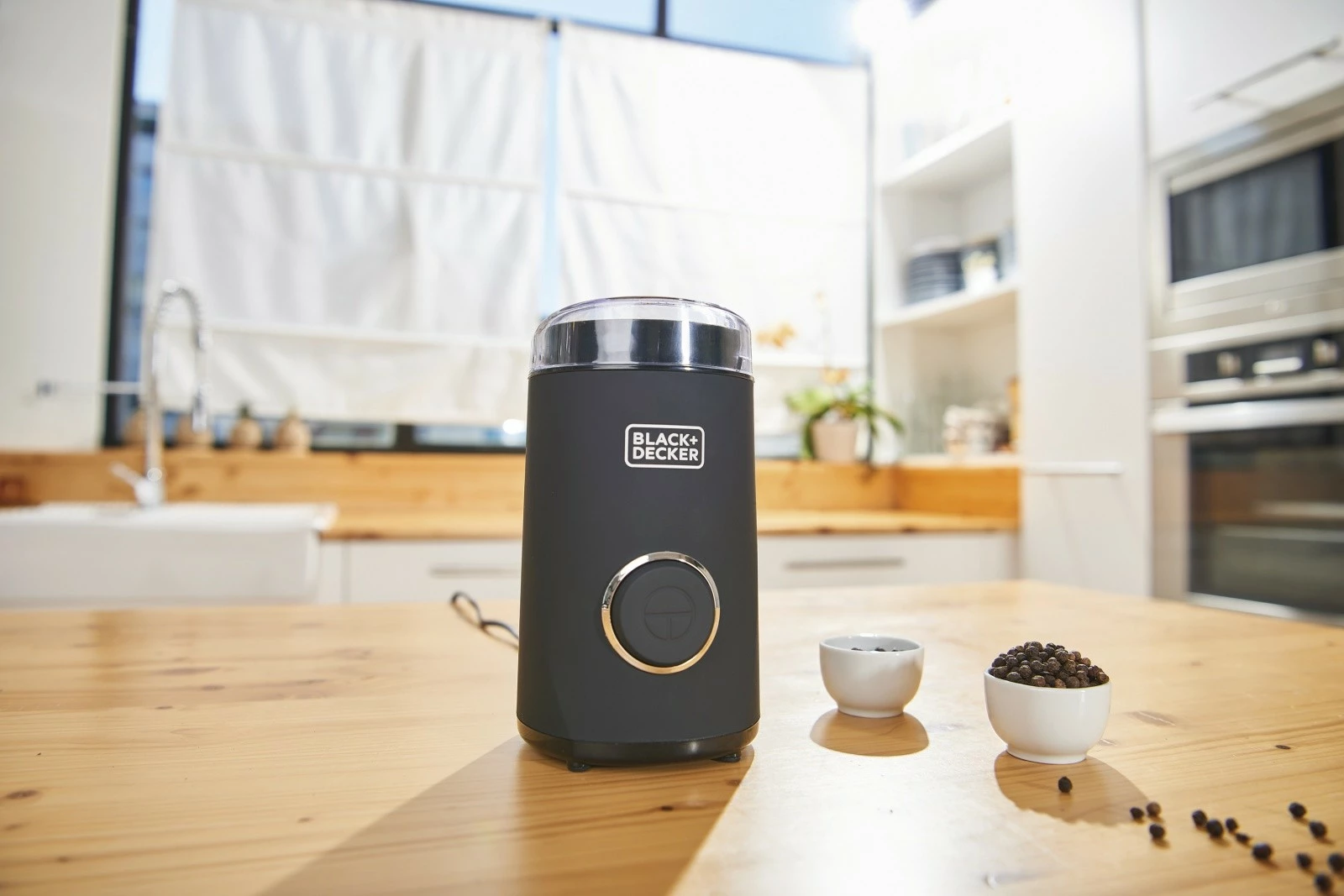 Bluarëse kafeje BLACK+DECKER BXCG150E, 150W, e zezë