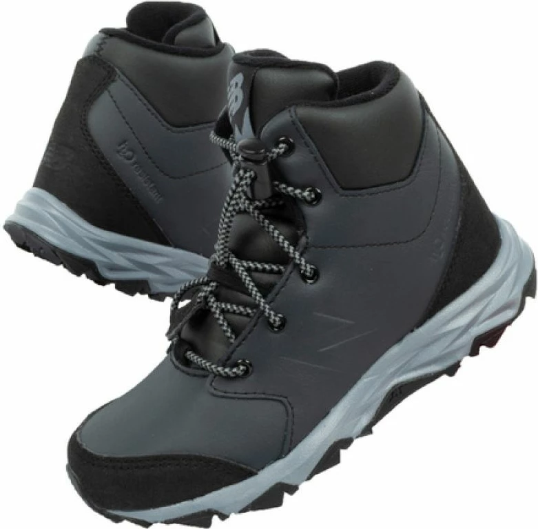 Çizme për djem New Balance, të zeza