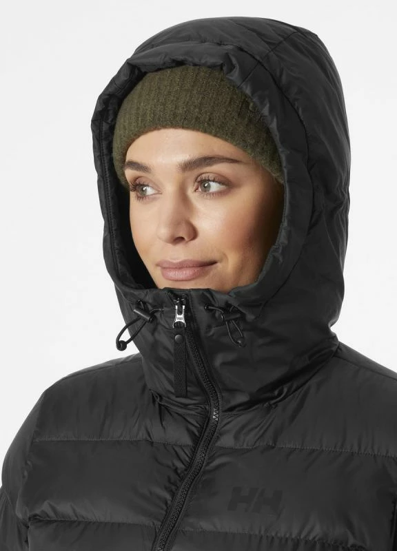 Jakne Helly Hansen për femra, e zezë