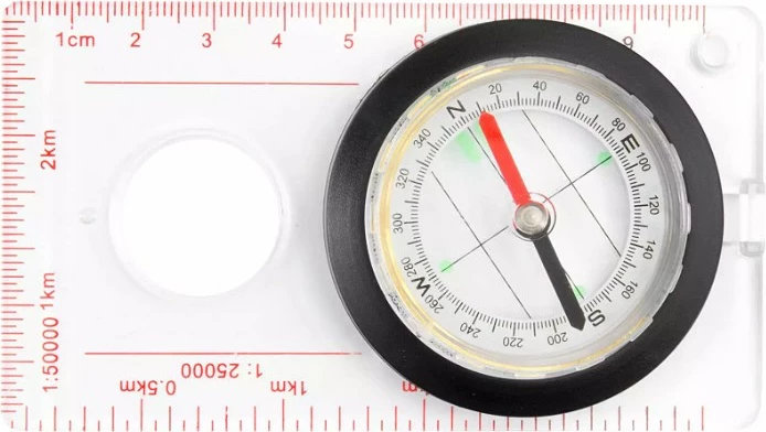 Busull kartografike Max Fuchs MFH me rregull, Transparent