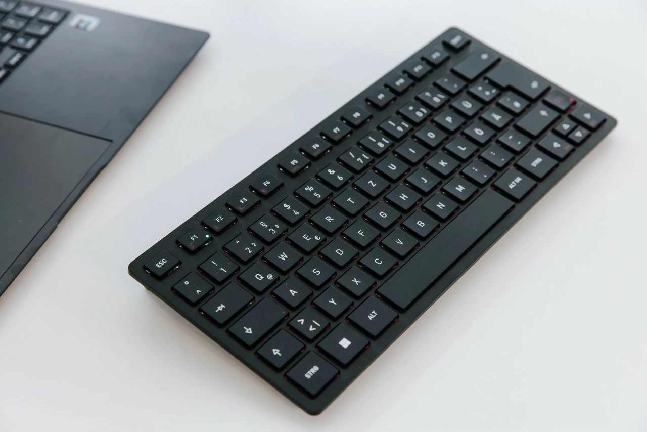 Tastierë Cherry KW 9200 MINI, 75%, Wired & Wireless, USB + RF Wireless + Bluetooth, Scissor key switch, QWERTZ, E zezë