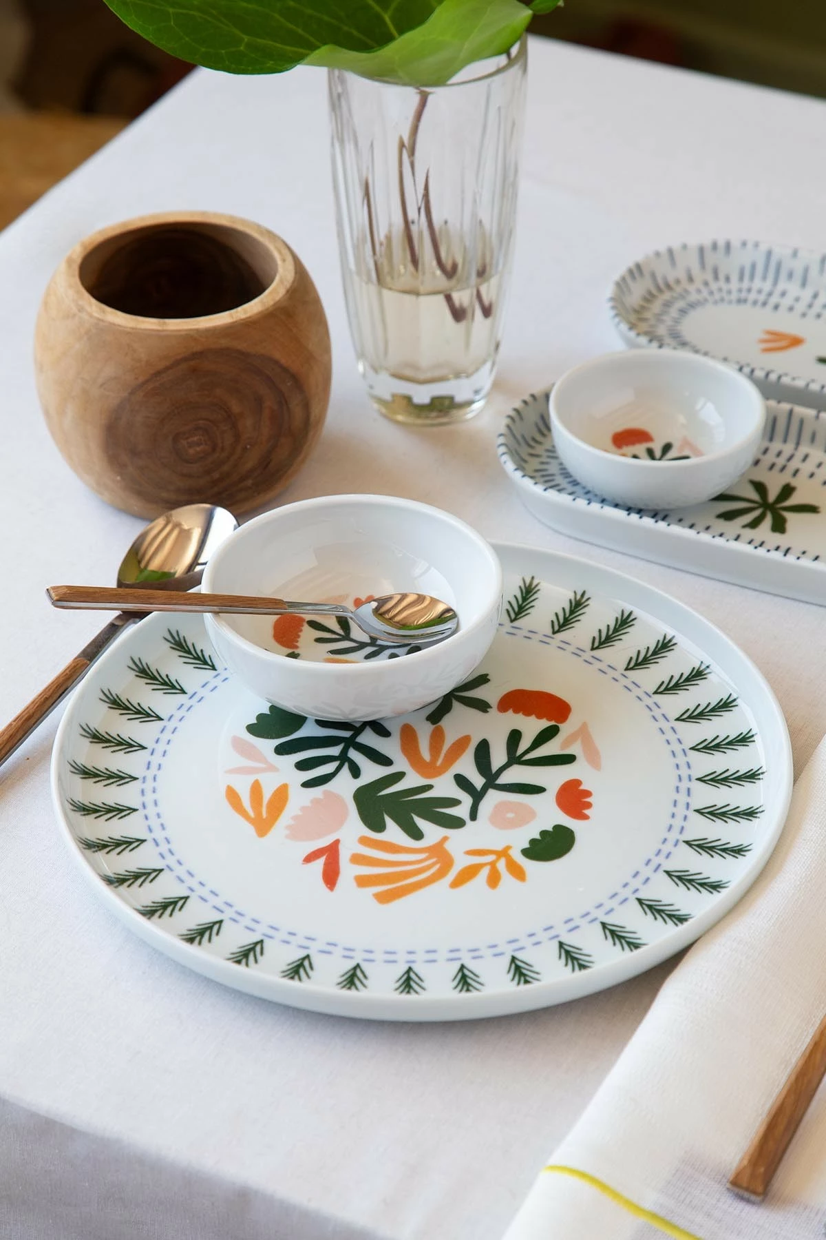 Set mëngjesi 14 pjesësh Hermia Concept, NNMOD14KH880741