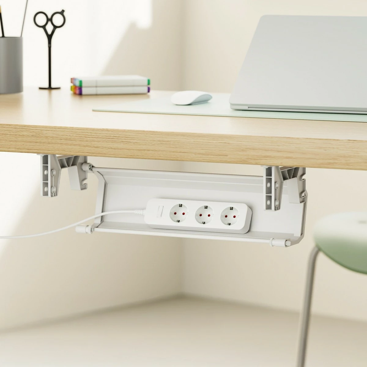 Organizues kabllosh Maclean MC-106W, nën tavolinë, i bardhë