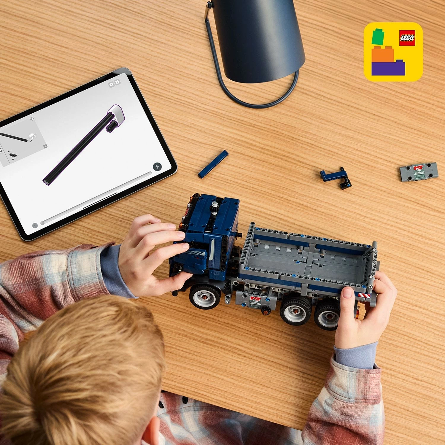 Set ndërtimi LEGO Technic Tipping Dump Truck, 462 pjesë, shumëngjyrësh