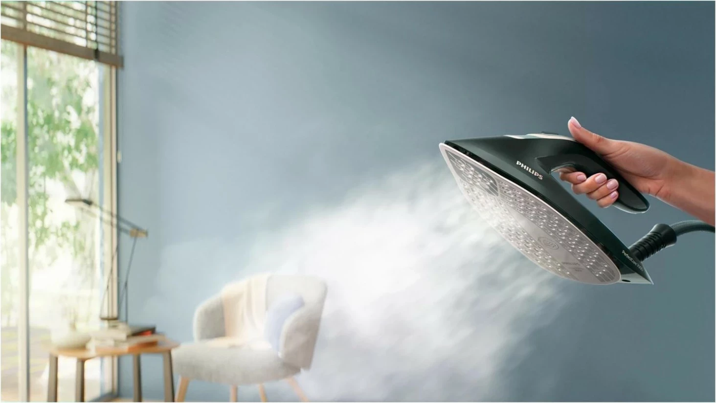Hekur me avull Philips PerfectCare 7000 PSG7300/80, 3120W, rezervuar i lëvizshëm, ngjyrë zi-ari