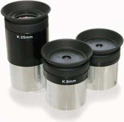 Teleskop Bresser Pluto 114/500 EQ, dizajn karbon