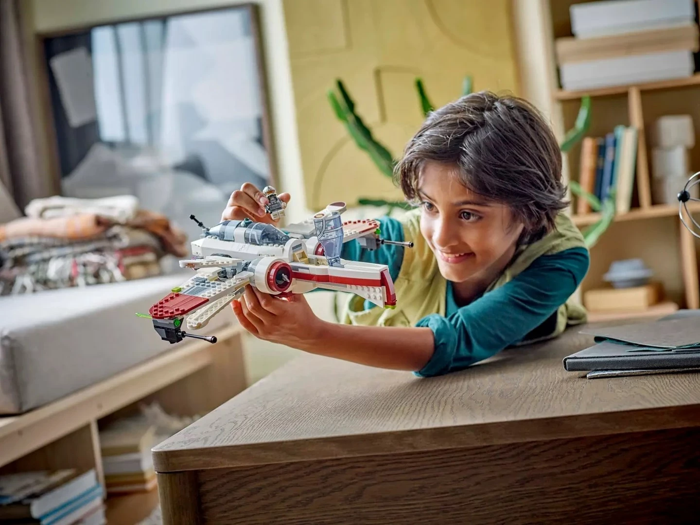 Set LEGO Star Wars ARC-170 Starfighter 75402, 497 pjesë, me 4 minifigura