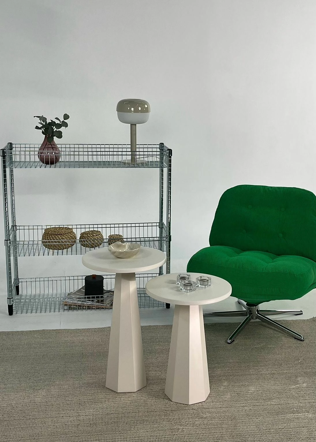 Set tavolinash anësore Skye Decor, Lilyum (57 + 47), krem