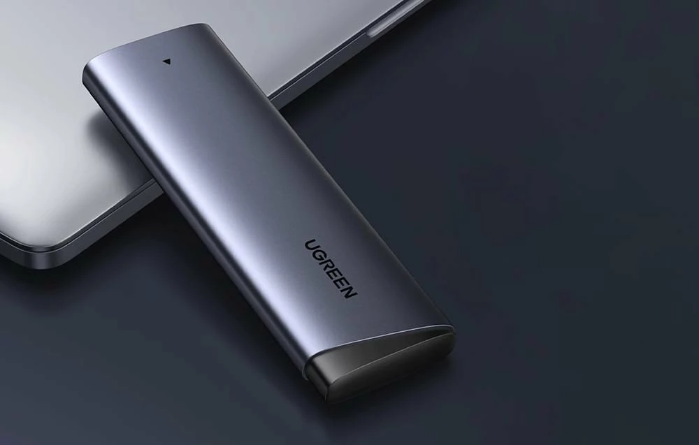 Kasë për SSD Ugreen CM767 M.2 NVMe USB-C 3.2 10Gbps, argjendtë