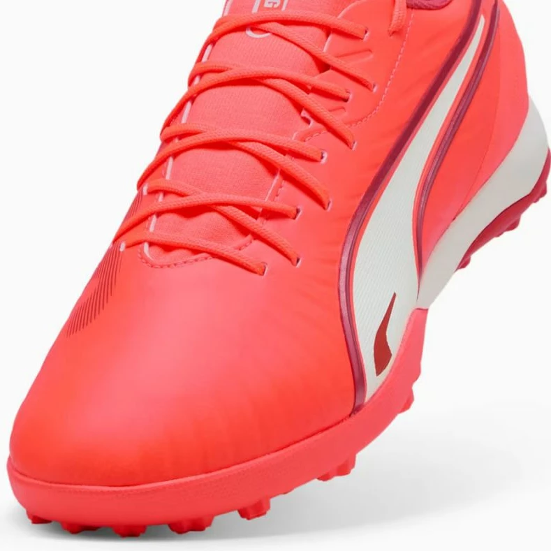 Atlete futbolli Puma për meshkuj, të kuqe