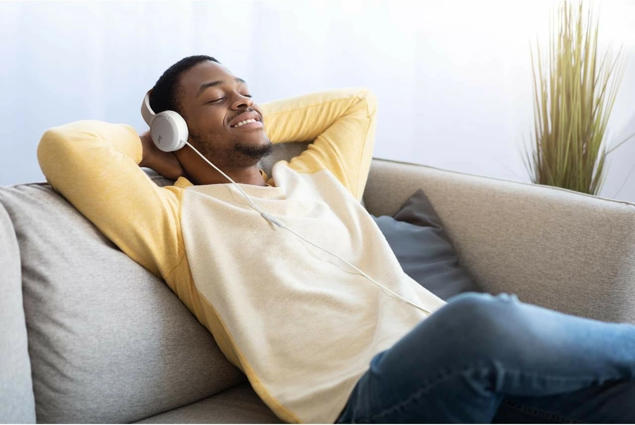 Kufje, JVC, HA-S33UC, USB-C me mikrofon dhe kontroll zëri, kabëll 1.2 m, bardhë