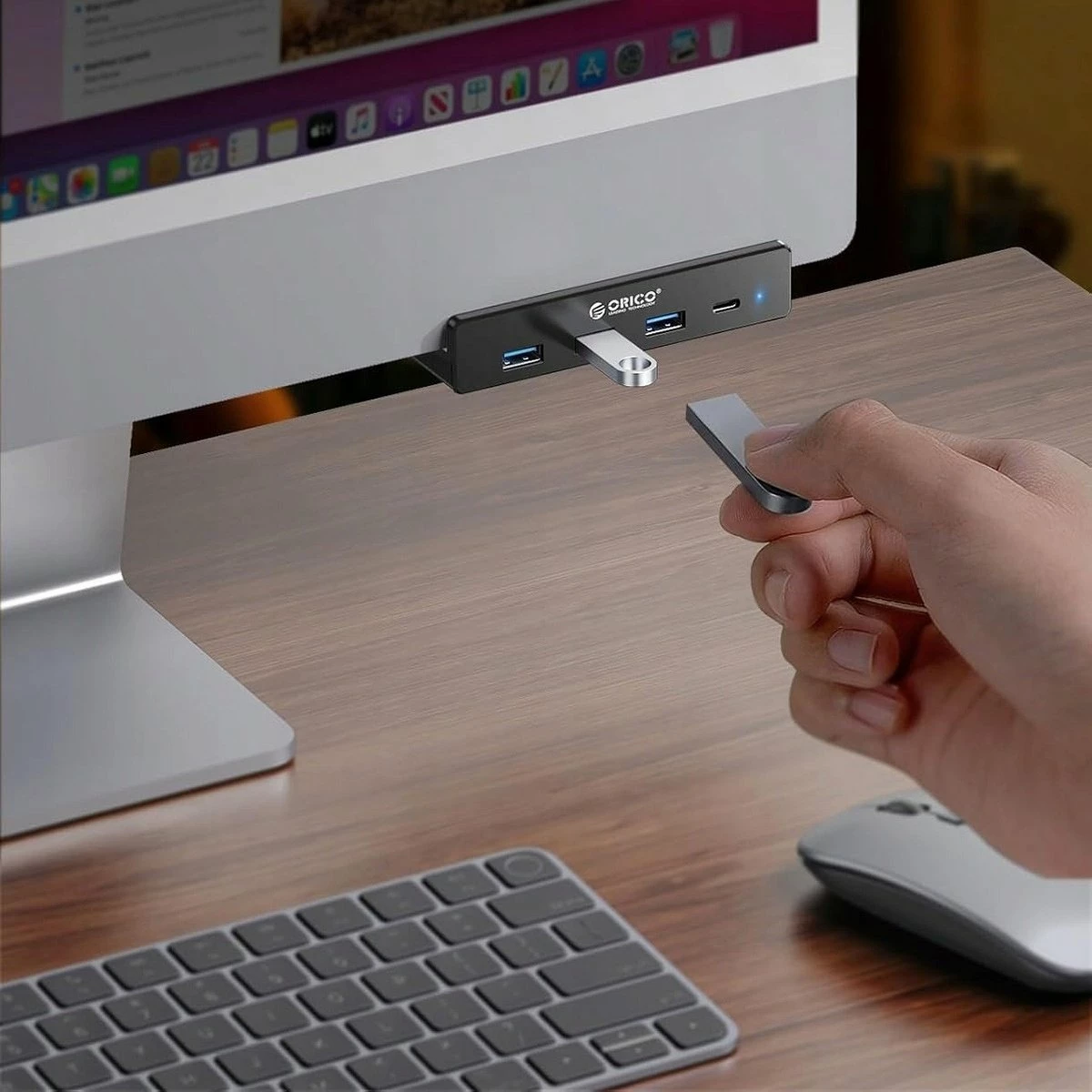 Hub USB Orico MH4PC-10-BK-BP 1x USB-C + 3x USB-A USB 3.2 Gen1 5Gbps, i zi