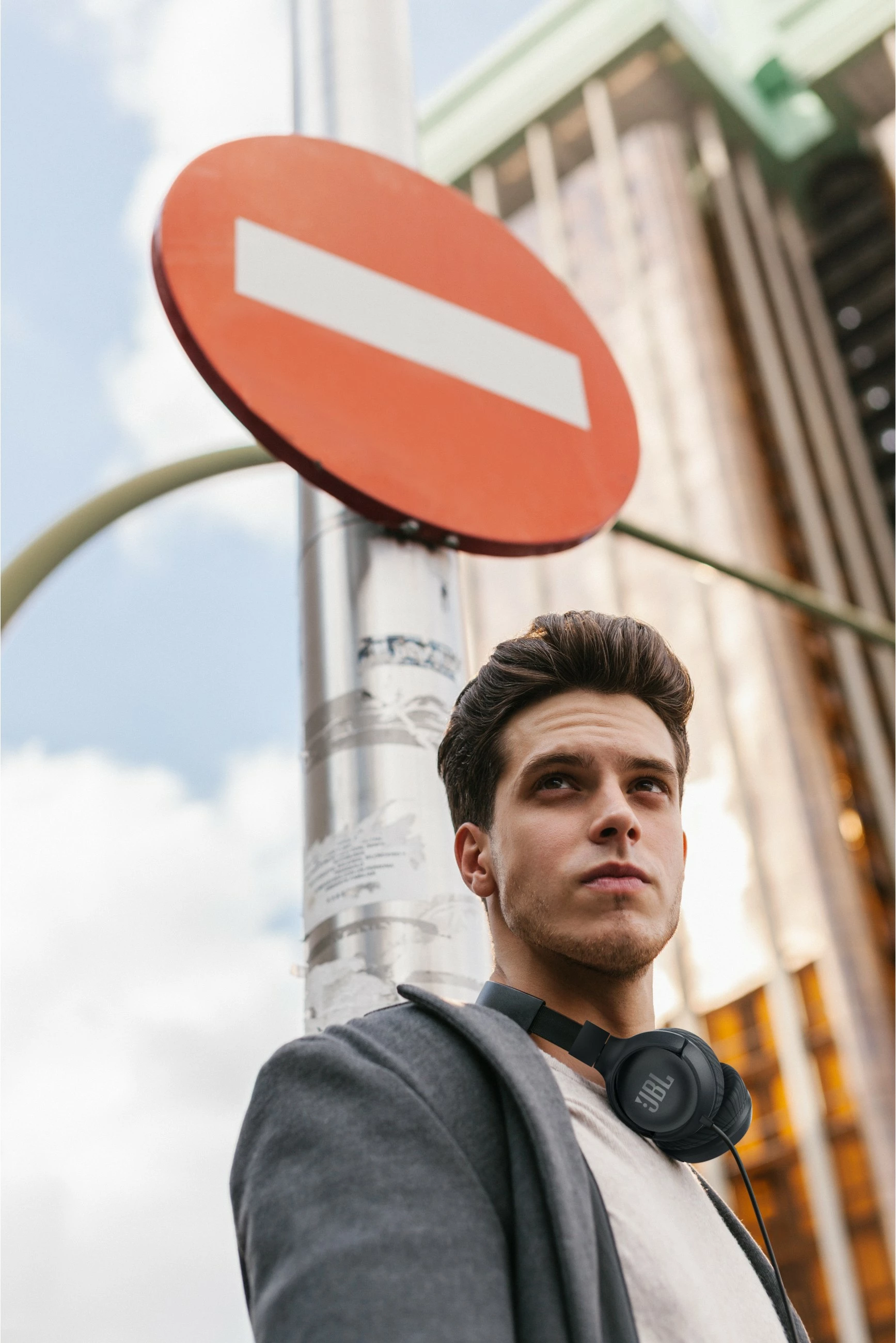 Kufje JBL Tune500 me kabllo, on-ear, të palosshme, ngjyrë e zezë