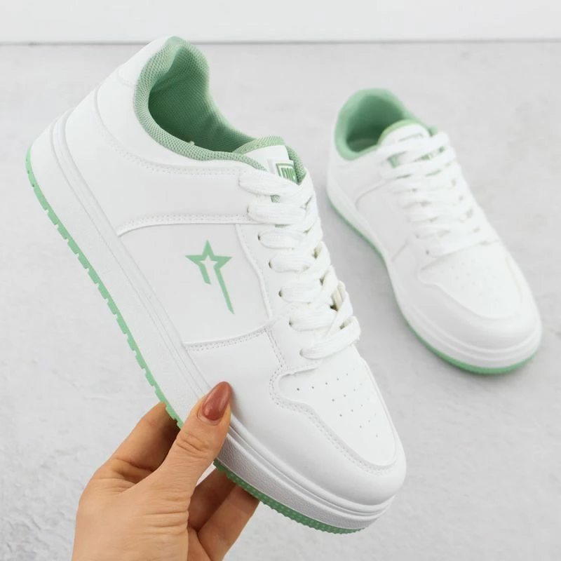 Atlete femra Big Star, të bardha