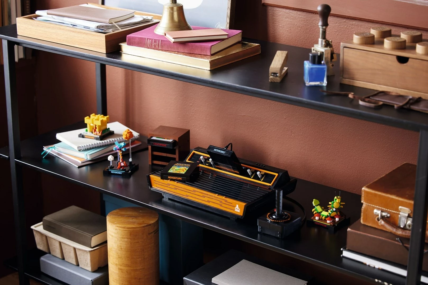 Set LEGO ICONS Atari 2600, 2532 pjesë