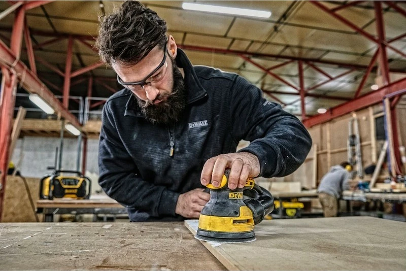 Lëmues orbital DeWALT 125mm 280W, zi/verdhe