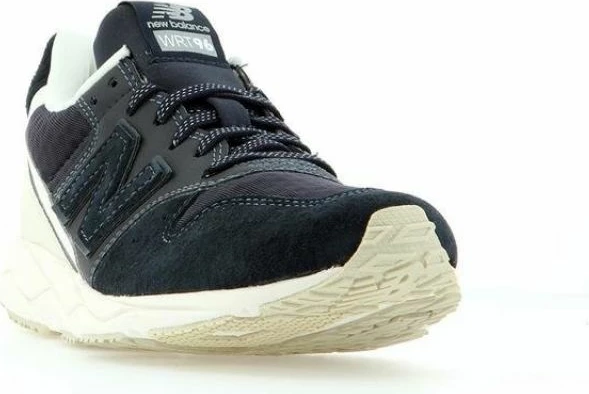 Atlete për femra New Balance WRT96MC, të zeza