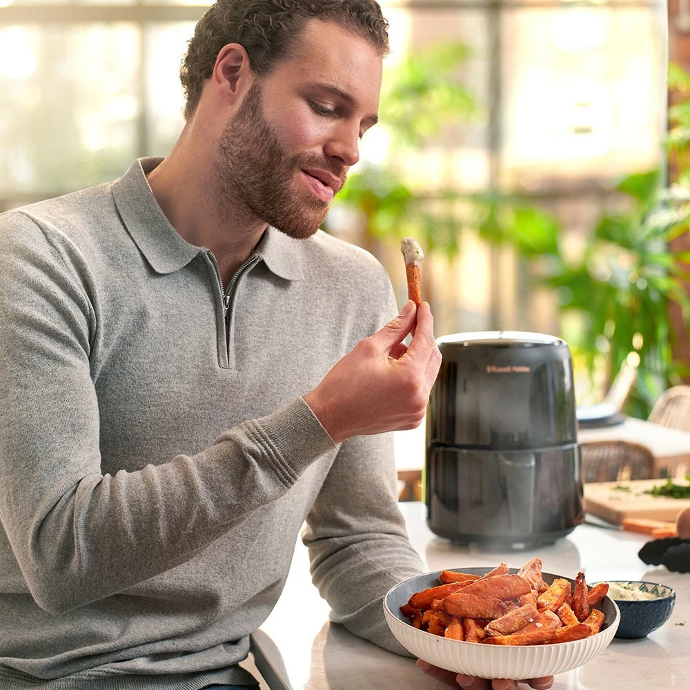 Fryer me ajër Russell Hobbs SatisFry Air, 1.8L, 1100W, e zezë