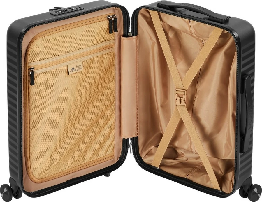 Valixhe kabine RIVACASE 8181 Clark ECO, e zezë