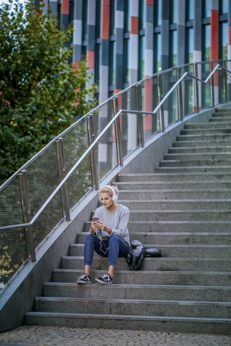 Kufje me tela Sencor SEP 432, mikrofon, kabllo e ndashme 1.2m, e bardhë