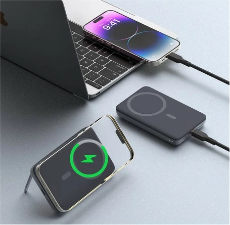 Power bank AUKEY PB-MS01 MagSafe, 6700mAh, 20W, LED, USB-C, e zezë
